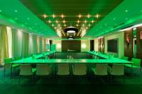 Festsaal in grüner Beleuchtung